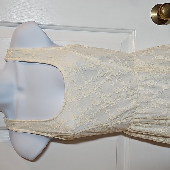 MIMI CHICA lacey dress XS cream sleeveless high-low - Picture 2 of 12